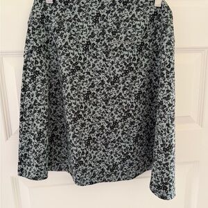 Eddie Bauer Black Floral Print Teal
Green Pull On Skirt